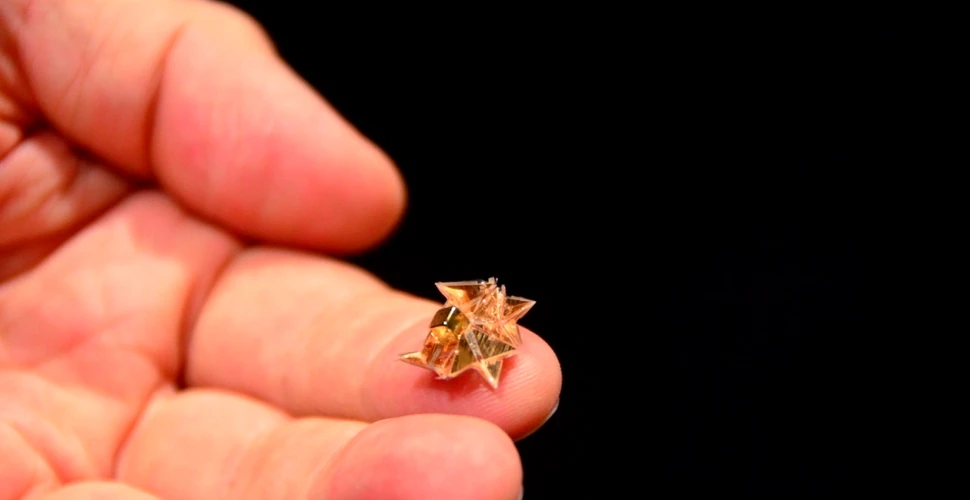 ”Robotul origami”, un dispozitiv care ar putea revoluţiona medicina – VIDEO