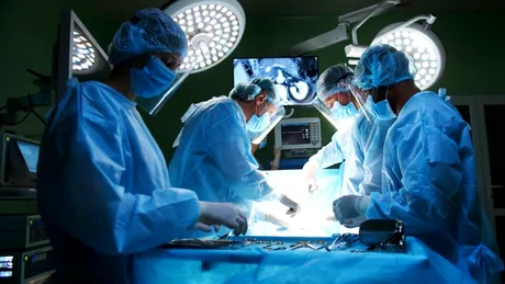 Primul transplant de vezică urinară din lume oferă o nouă speranță unui pacient cu cancer