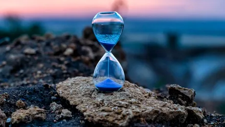 Ceasurile atomice ar putea dezvălui natura cuantică a timpului