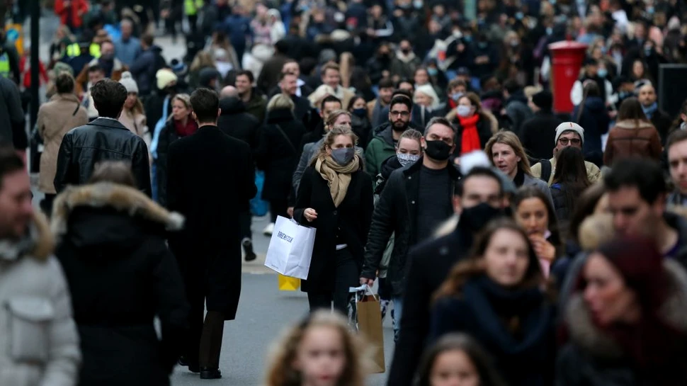 Omicron provoacă mai puține cazuri de long-COVID în cazul persoanelor vaccinate