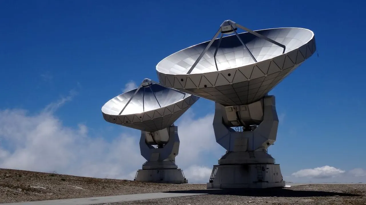 1-radiotelescop-pixabay-descopera 
