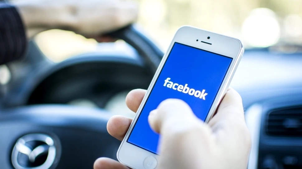 Facebook a introdus o nouă opţiune de gen: Utilizatorii pot să se autodefinească