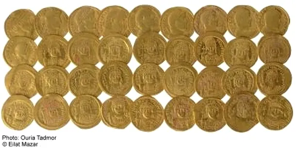 36 de monede de aur