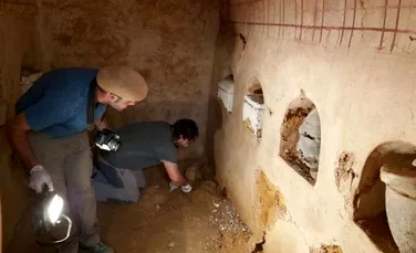 O cameră funerară intactă a fost descoperită sub o locuinţă din Spania