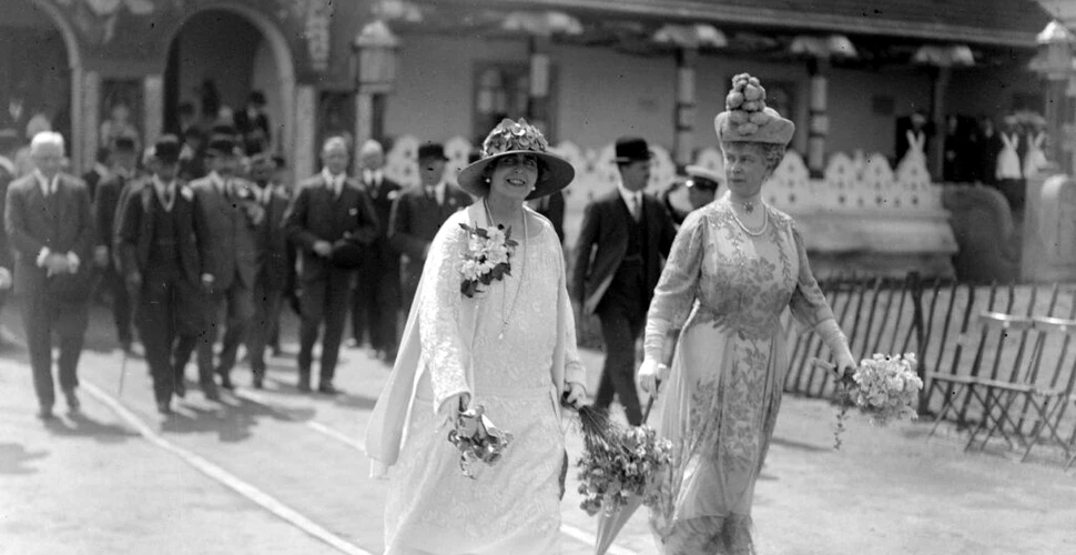 Cum a trecut regina Maria peste poruncile ferme ale Regelui Carol I şi mai târziu a refuzat favorul lui Hitler