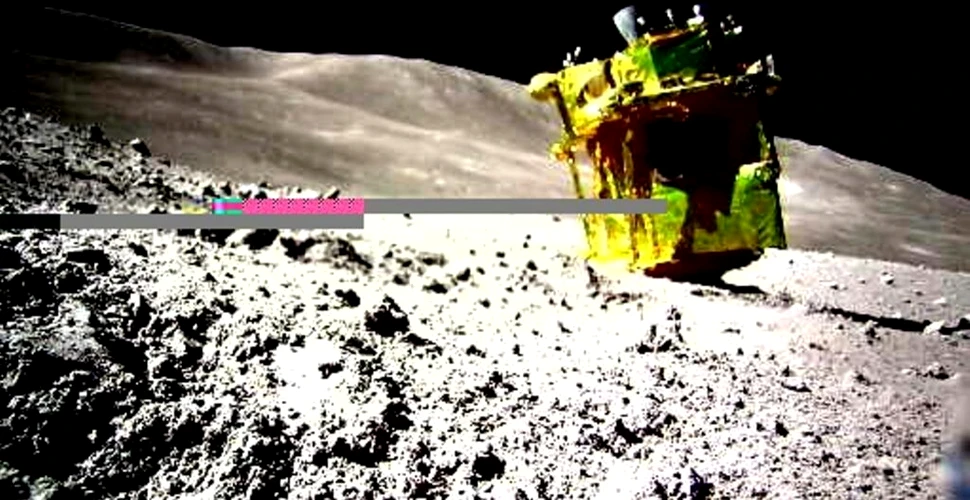Sonda Japoniei a ajuns „cu susul în jos” pe Lună. Mai poate fi salvată misiunea SLIM?