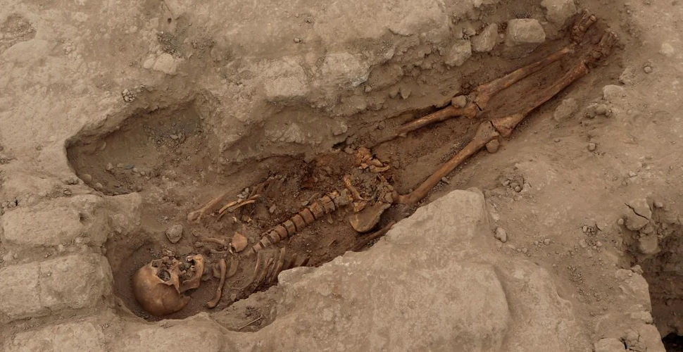 Descoperirea unor morminte antice din Peru oferă indicii despre o civilizație dispărută