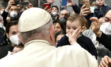 Papa Francisc a vizitat un spital din Roma unde se află copii din Ucraina