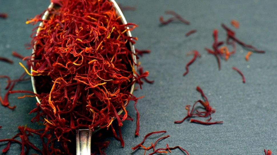 Doi hoţi au furat un condiment dintr-un depozit din Londra. Valorează mai mult decât greutatea lui în aur