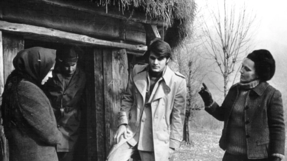 Regizoarea Malvina Urşianu, un reper al cinematografiei româneşti şi căreia i s-a înscenat un proces, a murit – VIDEO