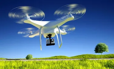 Un avion de pasageri era să intre în coliziune cu o posibilă dronă