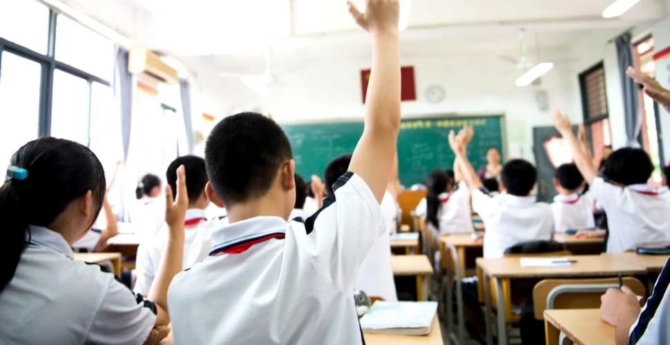 Ţara în care sunt interzise examenele scrise pentru elevii din clasele primare
