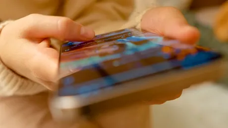 Consumul de știri pe social media și prețul plătit de mintea noastră