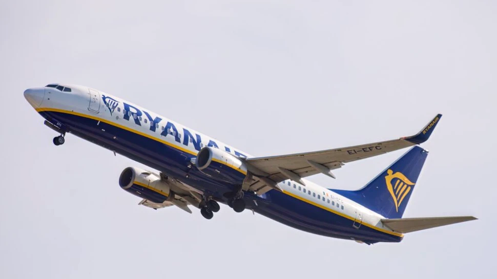 Ryanair renunță la programul de beneficii pentru pasagerii fideli