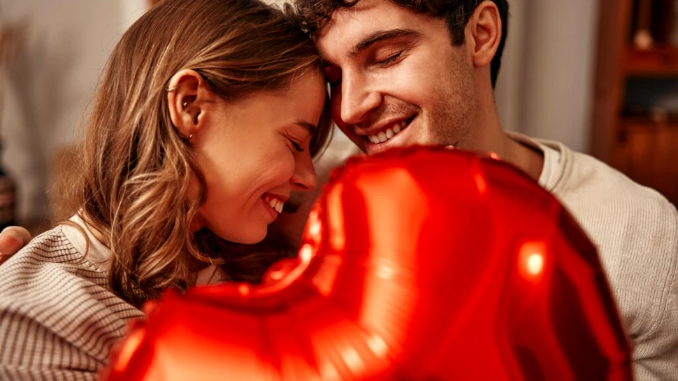 Ce-și doresc 72% dintre femei de Ziua Îndrăgostiților?