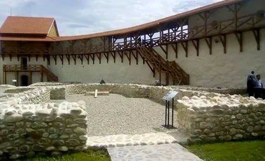 Cetatea teutonilor din Feldioara, reconstruită de la zero. Cât a costat şi de când va putea fi vizitată