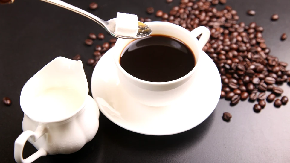 6 greşeli care transformă cafeaua într-un pericol pentru organism