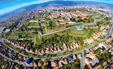 5 oraşe din România care te surprind cu frumuseţea lor. GALERIE FOTO