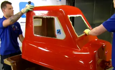Cum se fabrică cea mai mică maşină din lume – VIDEO