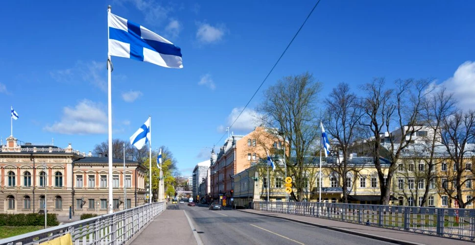Finlanda a interzis mașinile cu plăcuțe de înmatriculare din Rusia