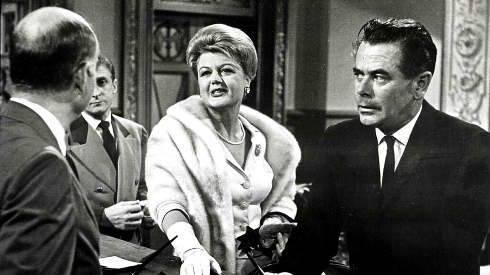 Angela Lansbury, legenda teatrului londonez și a filmului american. „Cred că vârsta nu ar trebui să te oprească din a continua”