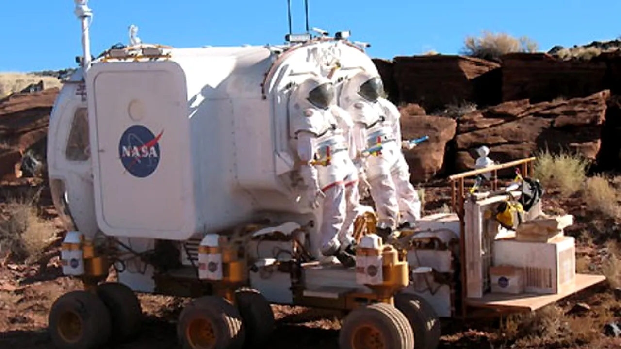 1-0-21-lunar-rover-spr 