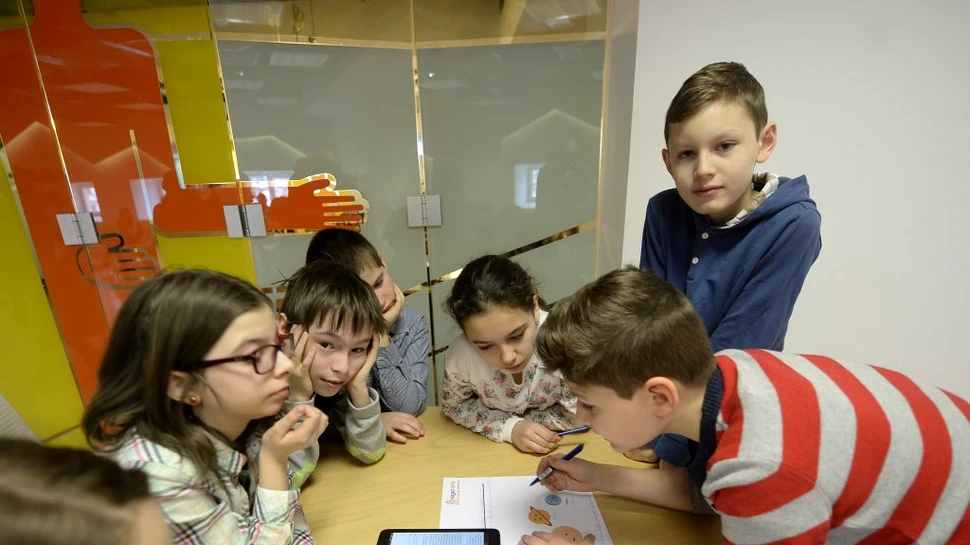 Abilitatea pe care o au copiii care cunosc o limbă străină. Este un avantaj din punctul de vedere al percepţiei