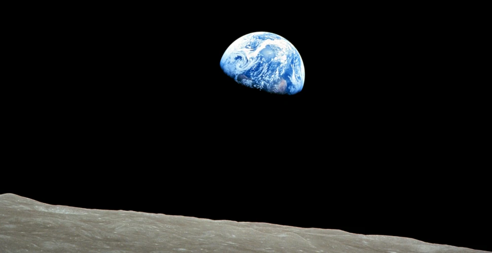 Povestea fascinantă a celei mai faimoase imagini cu Pământul realizată vreodată