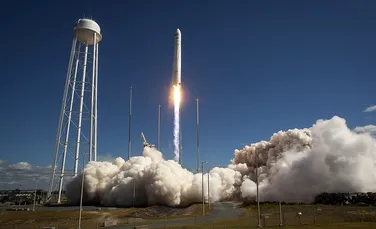 Moment istoric: Orbital Sciences a lansat cu succes o capsulă pentru a reaproviziona ISS (FOTO/VIDEO)