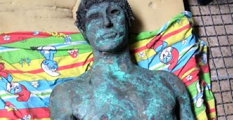 Descoperire misterioasă în Fâşia Gaza: o statuie veche de 2.500 de ani, estimată la 250 de milioane de euro
