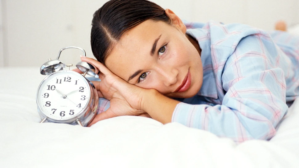 10 reguli pentru a te trezi odihnit în fiecare dimineaţă