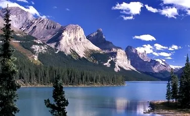 De ce studiaza NASA un lac izolat din Canada?