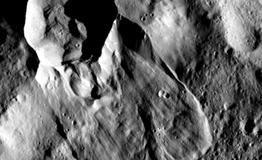 Alunecările de teren de pe Ceres au scos la iveală un lucru uimitor: există multă apă