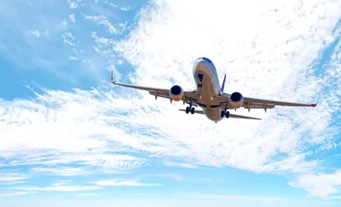 10 lucruri pe care poate nu le-ai știut despre zbor, piloți sau aeronave. Dorm piloții în timpul zborurilor? Cum rezistă avioanele la fulgere?