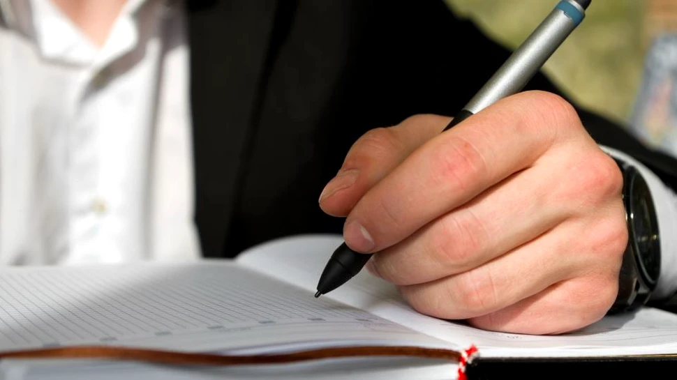 S-a descoperit de ce unii oameni sunt stângaci. Rezultatele acestei cercetări dau peste cap tot ce se ştia până acum