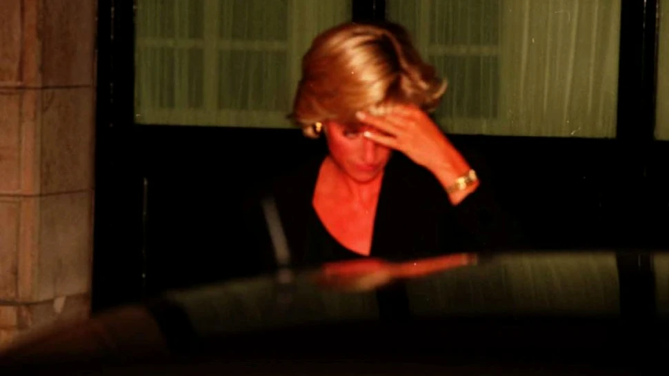 Detalii controversate despre prinţesa Diana, dezvăluite de un istoric: suferea de instabilitate mintală. ,,Începea certurile cu el chiar şi atunci când îşi spunea rugăciunile”