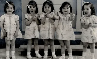 Povestea tragică a surorilor Dionne. Cele cinci fetiţe identice au fost utilizate ca exponate într-un parc de distracţii de către guvernul canadian