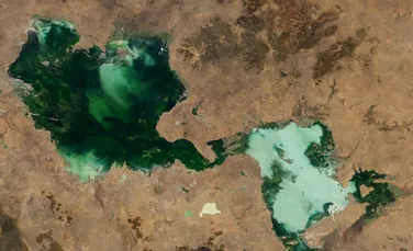 Două lacuri s-au unit în Australia după doi ani de ploi abundente