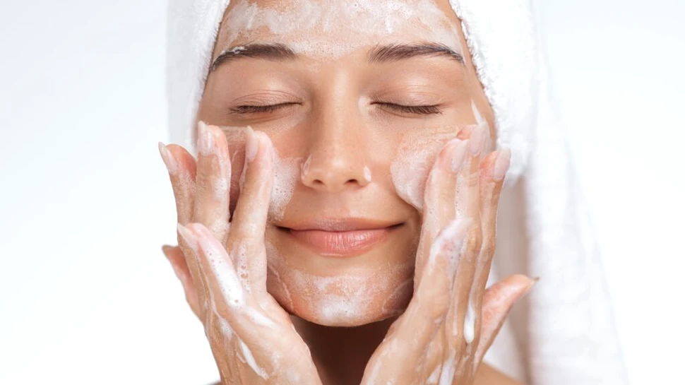 Adevărul despre retinol, ingredientul-minune împotriva îmbătrânirii pielii