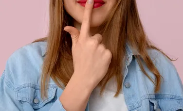 O femeie s-a prefăcut timp de 16 ani că este mută. Cum s-a aflat totul?