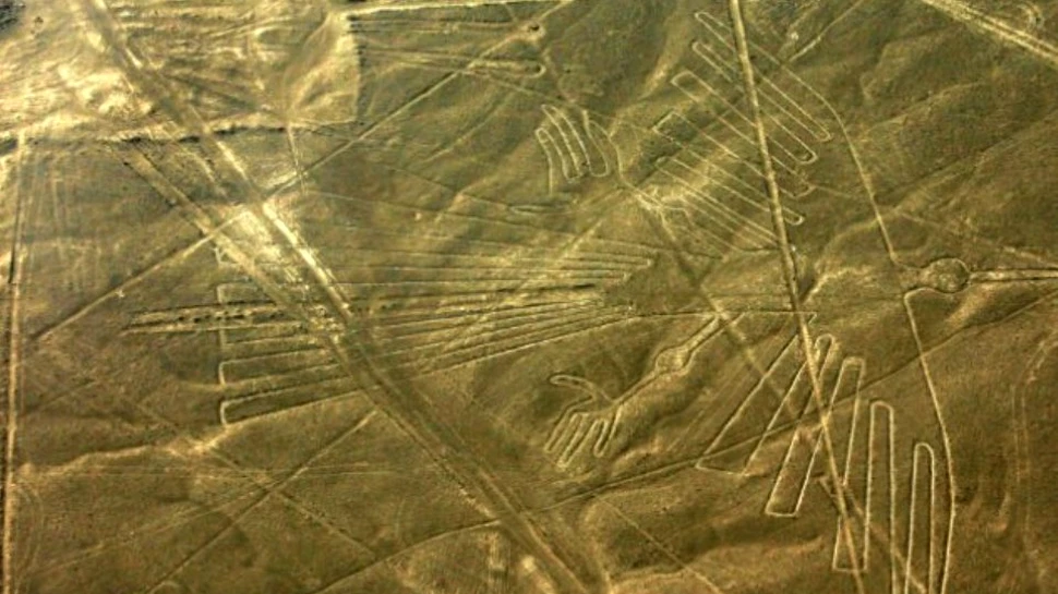 Cine şi de ce a desenat aceste linii misterioase într-un deşert din Peru