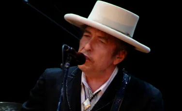 Bob Dylan, câştigătorul surpriză al Premiului Nobel pentru Literatură2016