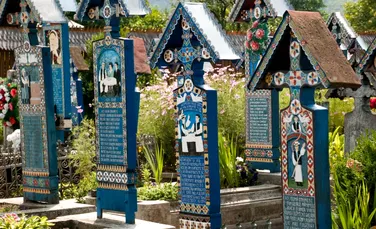 Cimitirul Vesel de la Săpânţa nu este inclus pe ruta europeană a cimitirelor semnificative