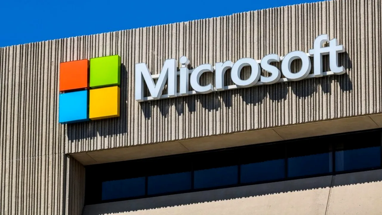 Indianapolis - Circa June 2017: Microsoft Midwest District Headquarters. Microsoft develops and manufactures Windows and Surface software VIII 