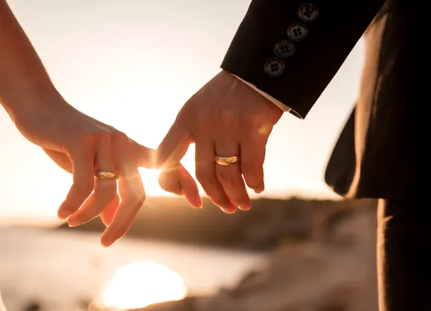 Iată cum căsătoria te poate feri de obezitate!