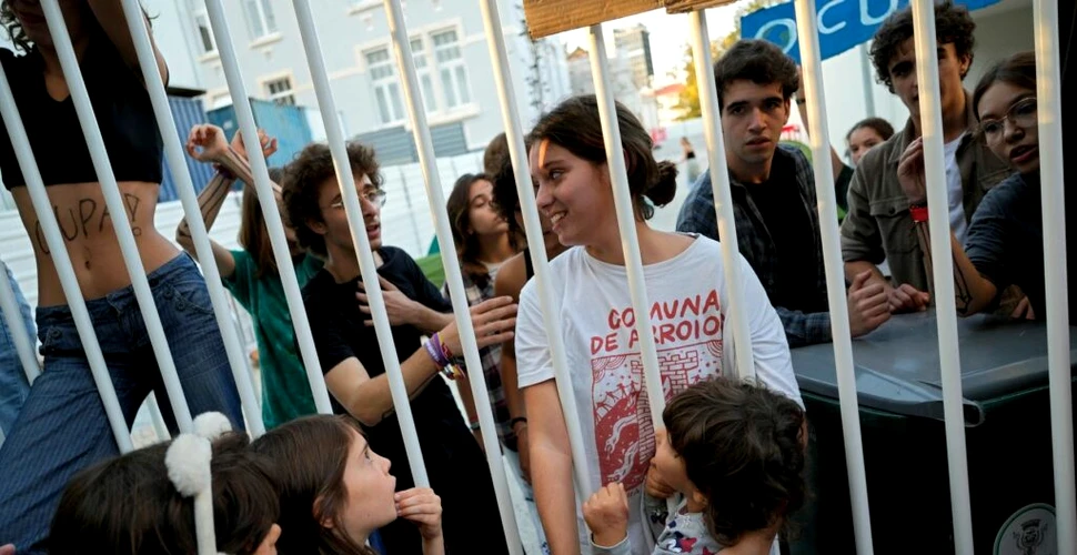 Activiștii de mediu din Portugalia au atacat o clădire. Cer demisii