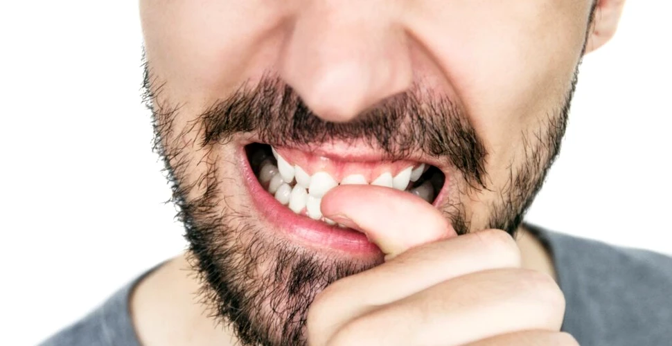 Căderea dinților și infecțiile gingivale pot micșora creierul