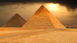 Arheologii au detectat o structură îngropată și mai multe anomalii lângă piramidele din Giza