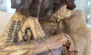 Tatuaje misterioase, descoperite pe corpurile femeilor din Egiptul antic. Ce simbolizează?