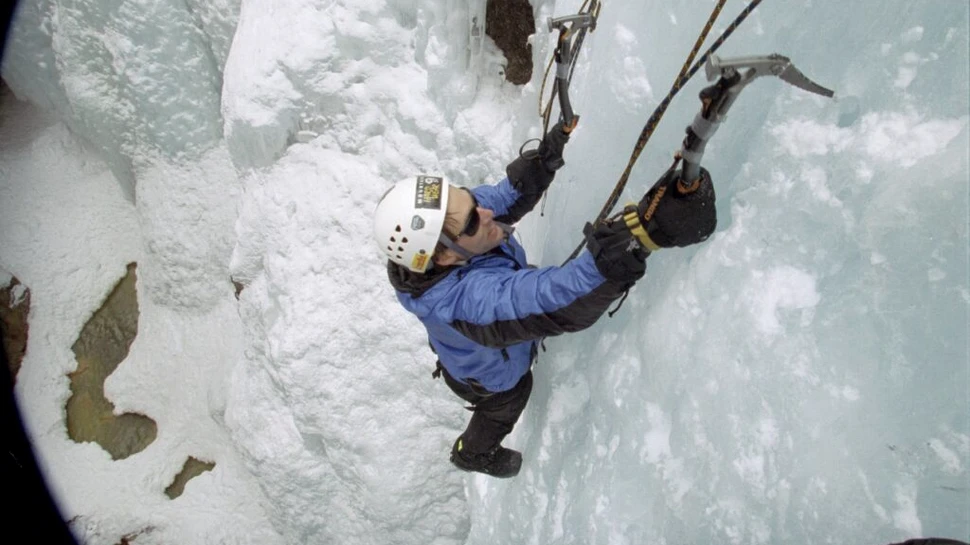 Erik Weihenmayer, prima persoană nevăzătoare care a cucerit Everestul
